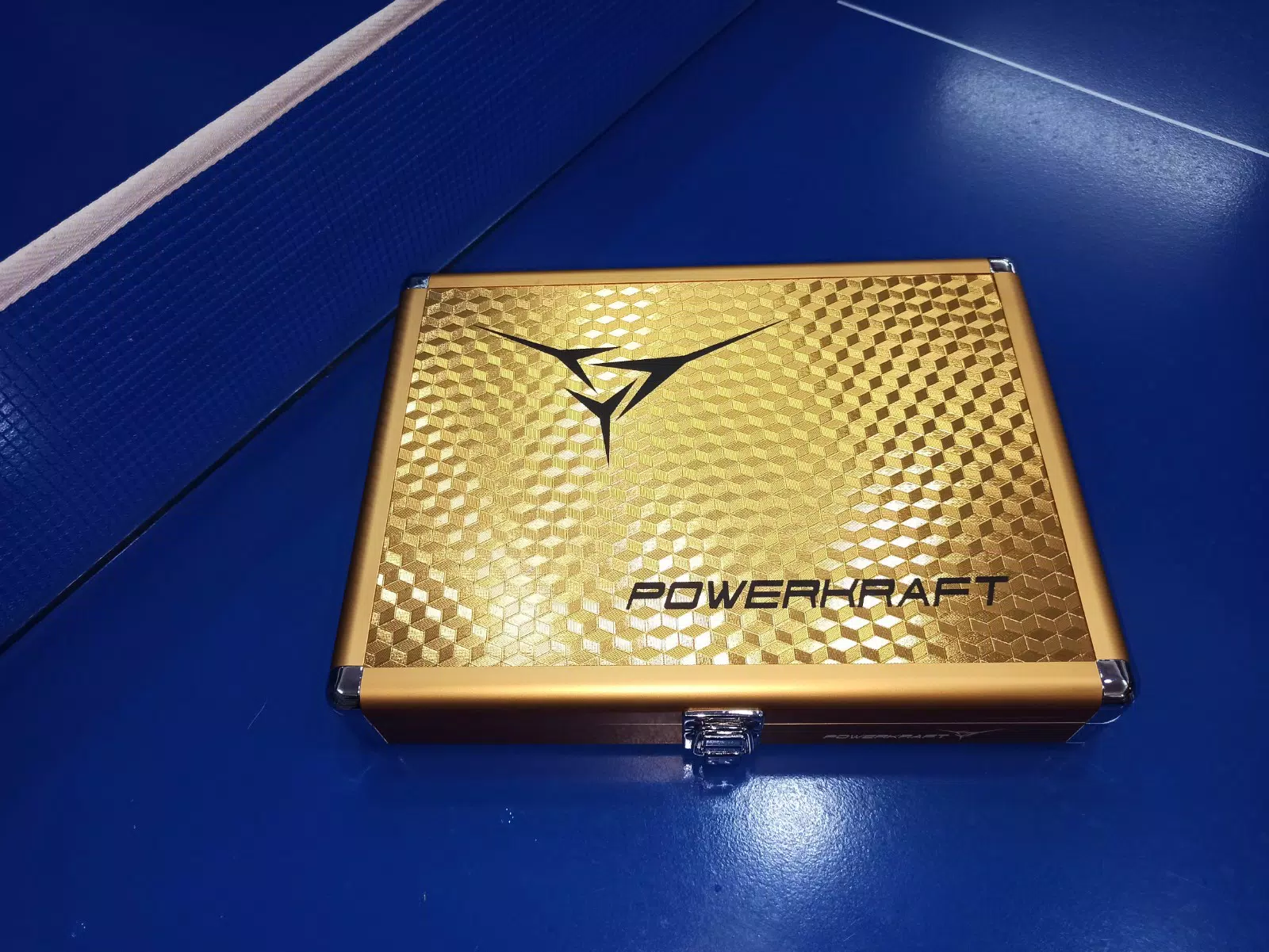 POWERKRAFT Table Tennis Aluminium Racket Case - Gold - Image 3